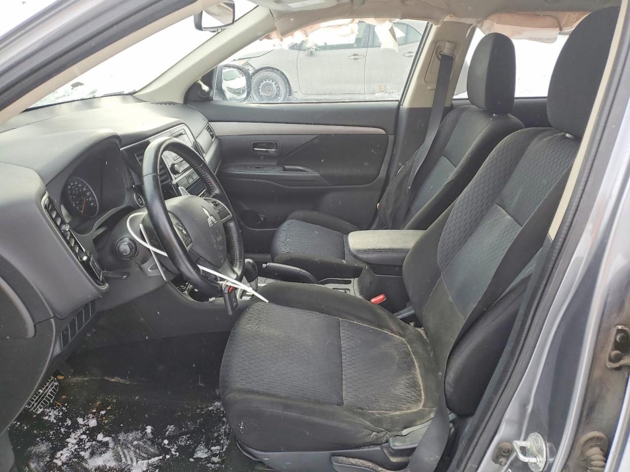 2014 MITSUBISHI OUTLANDER SE photo 13