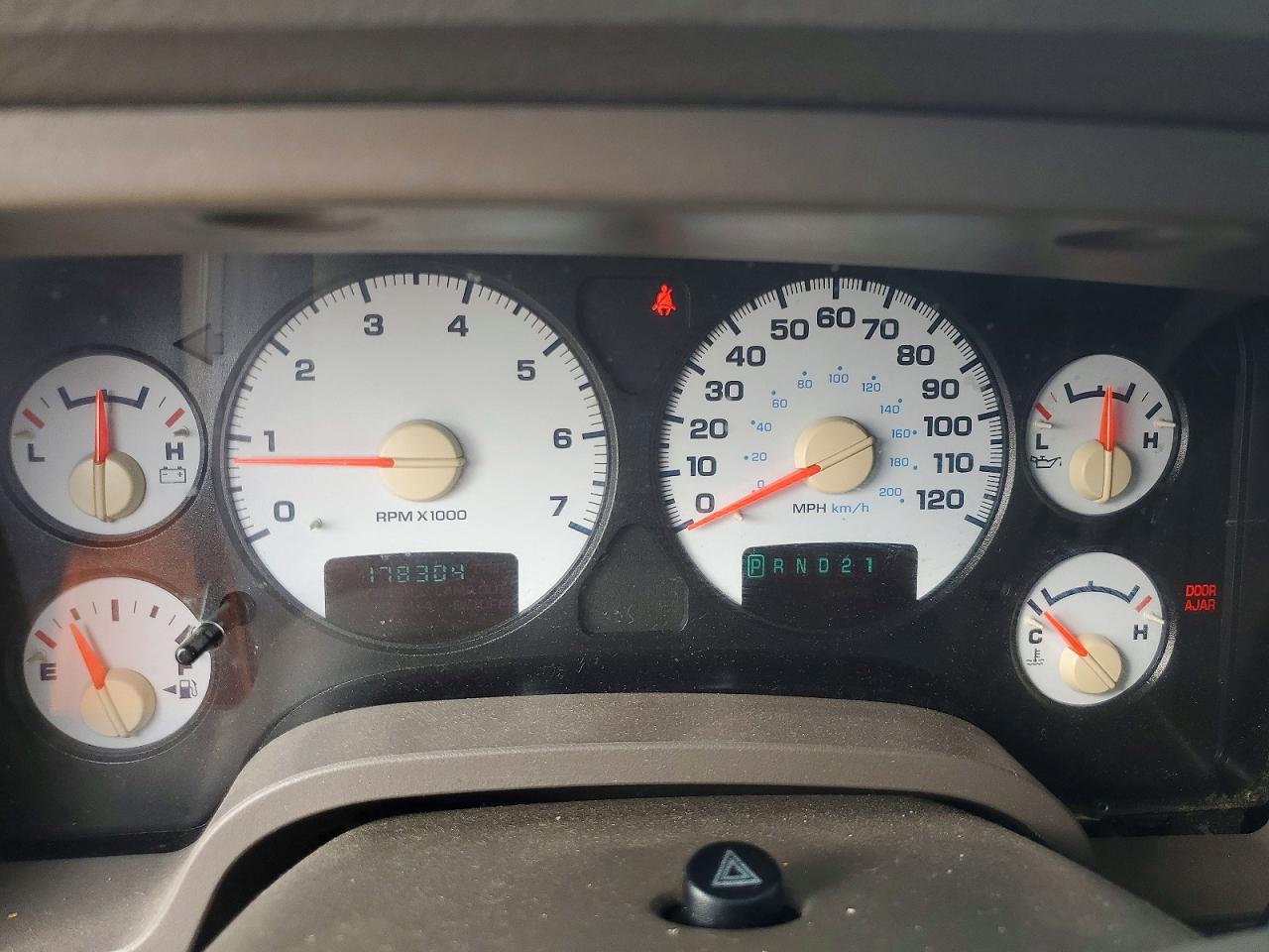 2003 DODGE RAM 1500 ST photo 9