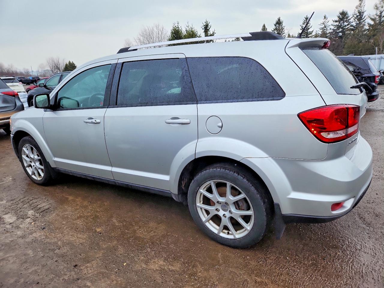 2013 DODGE JOURNEY SXT photo 2