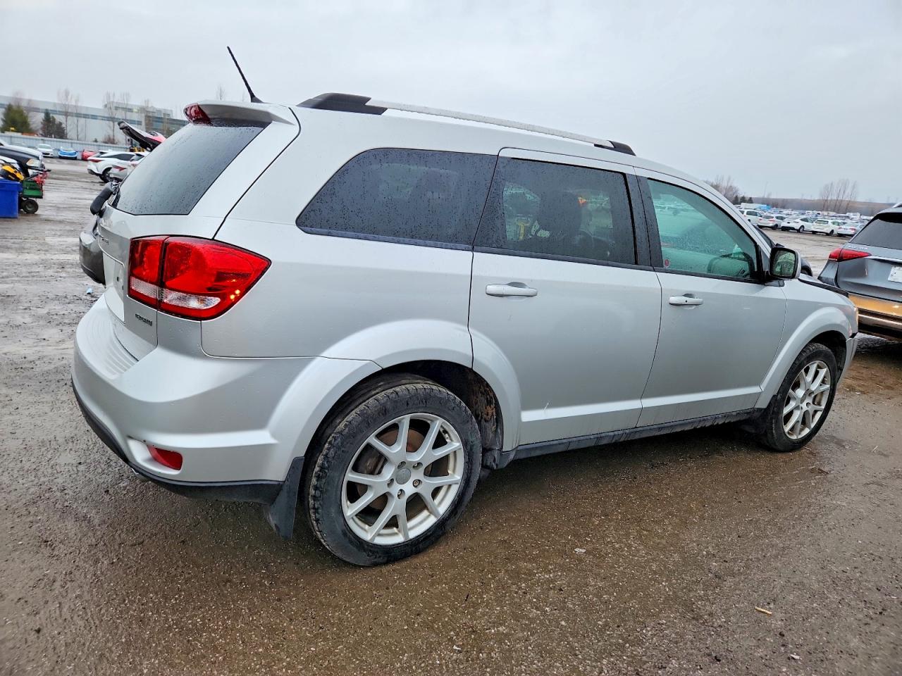 2013 DODGE JOURNEY SXT photo 3