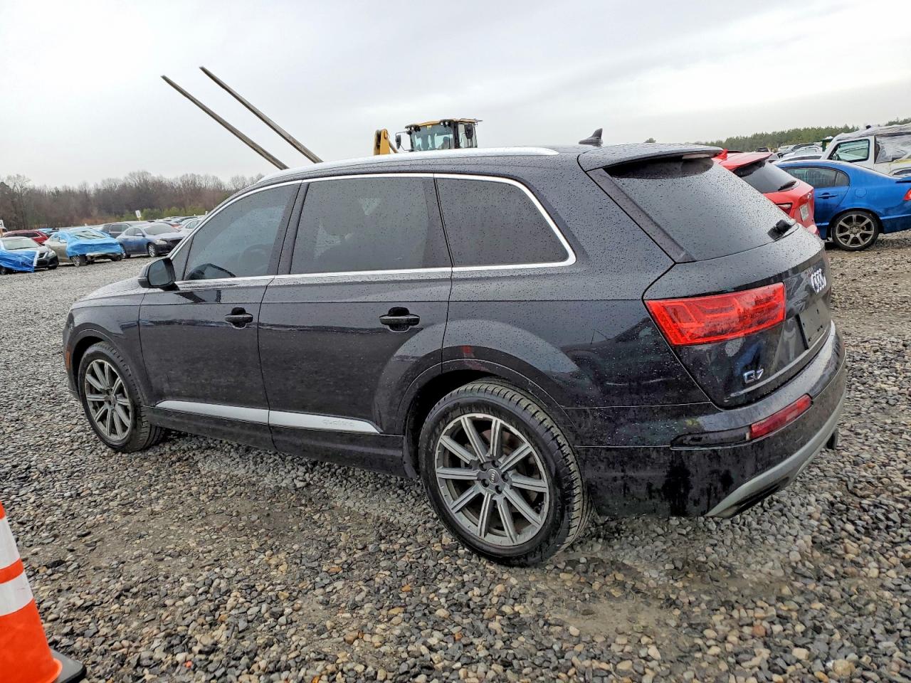 2017 AUDI Q7 photo 2