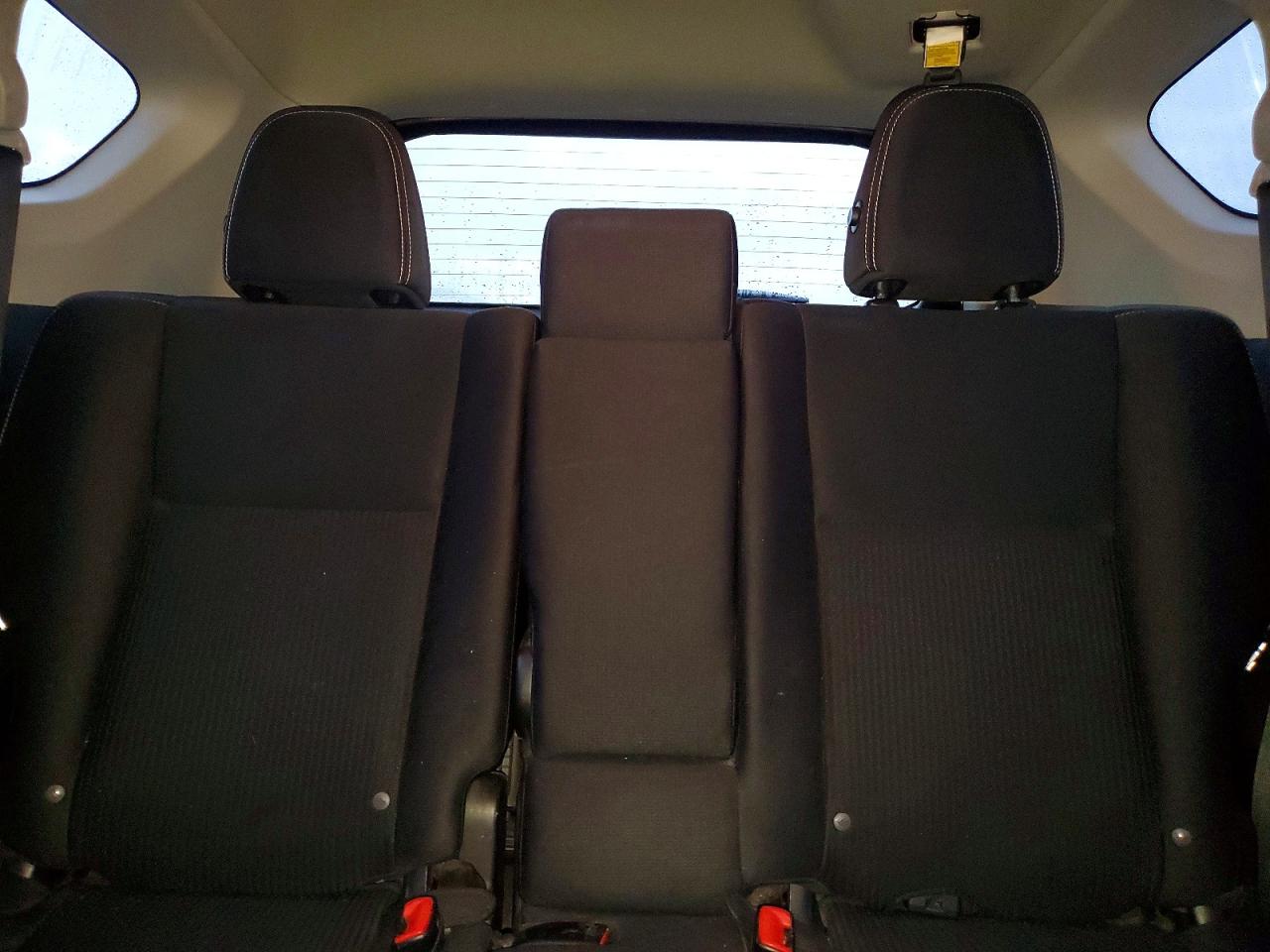 2013 TOYOTA RAV4 XLE photo 19