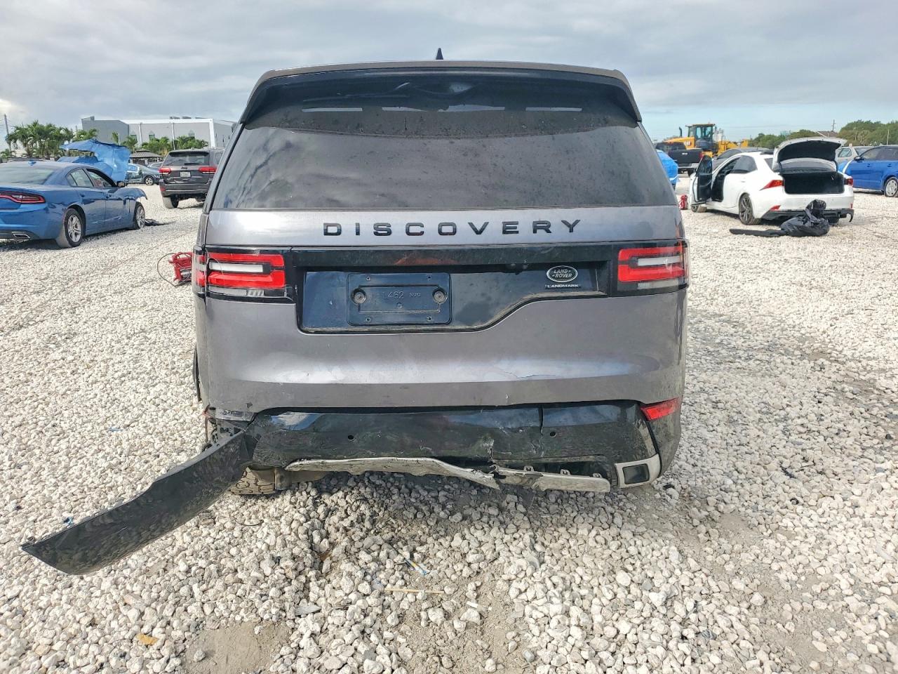 2020 LAND ROVER DISCOVERY LANDMARK photo 6