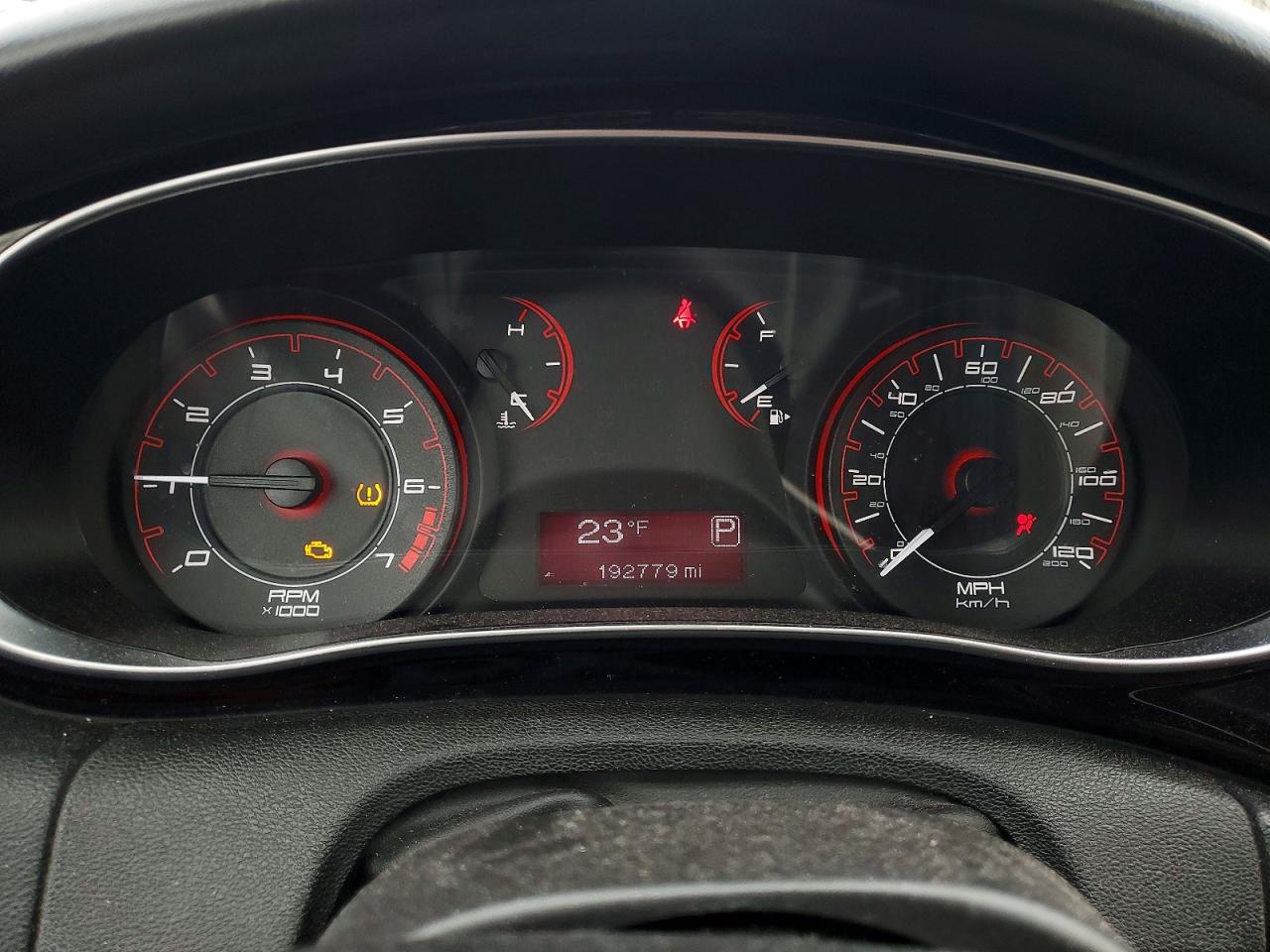 2013 DODGE DART SXT photo 17