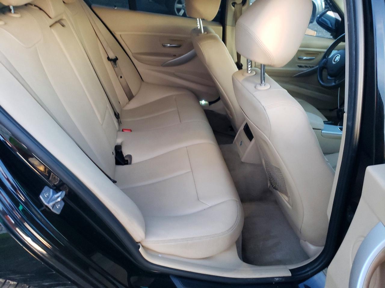 2014 BMW 320 I photo 10