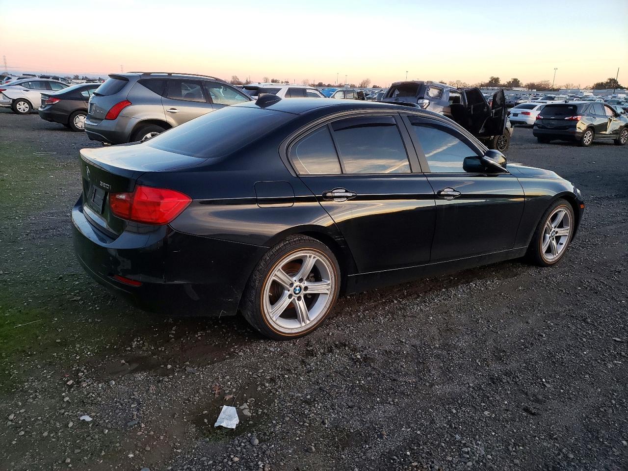 2014 BMW 320 I photo 3