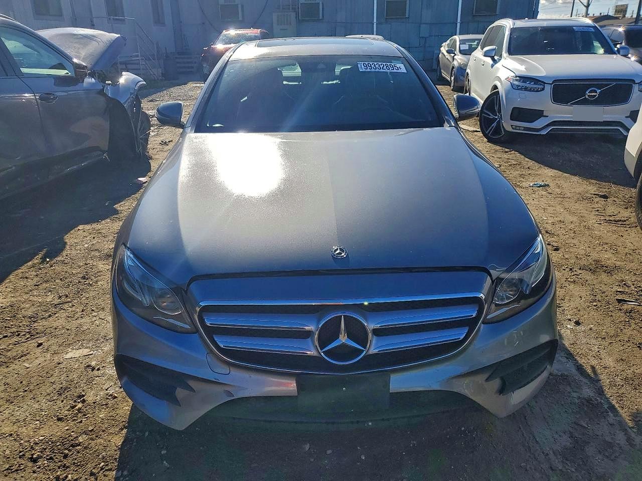 2018 MERCEDES-BENZ E 300 photo 5