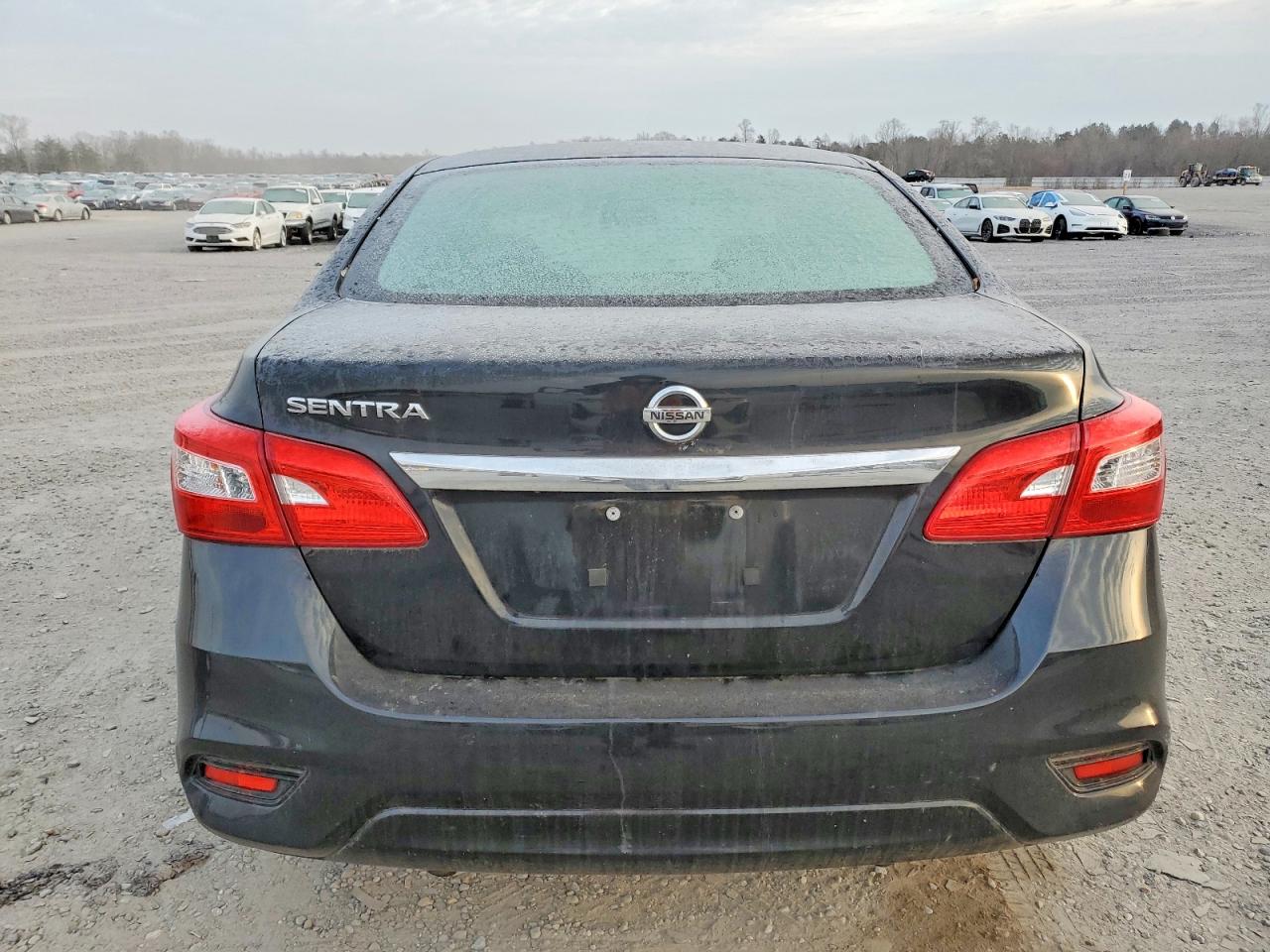 2019 NISSAN SENTRA S photo 6