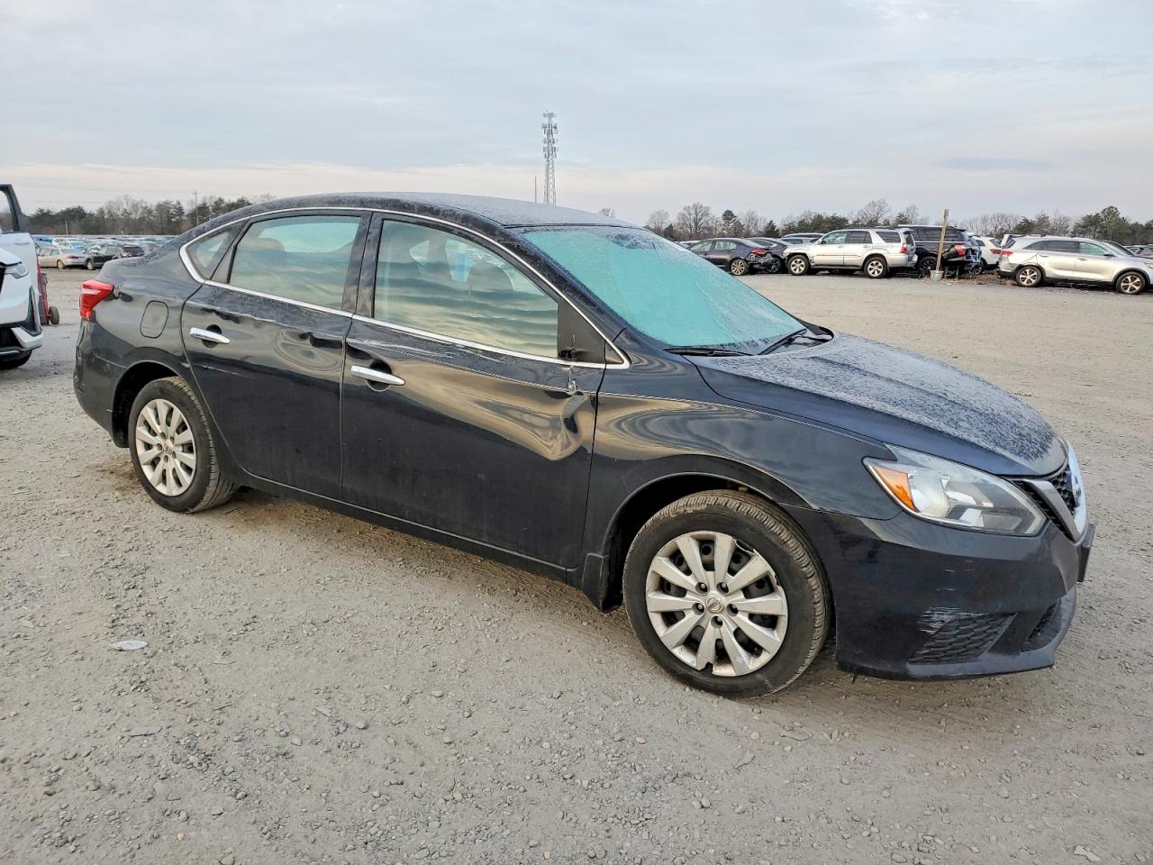 2019 NISSAN SENTRA S photo 4