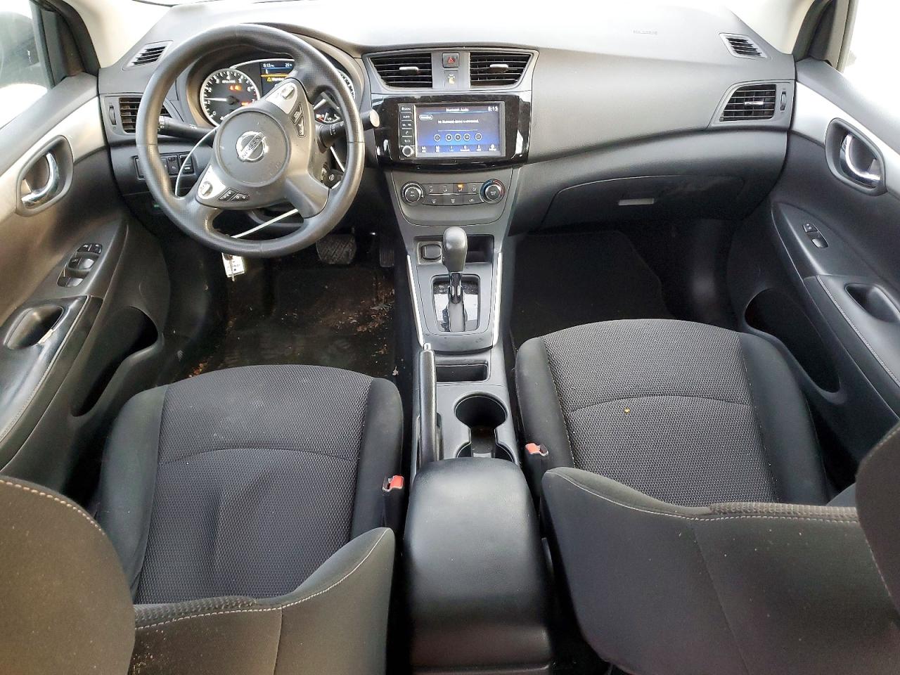 2019 NISSAN SENTRA S photo 8