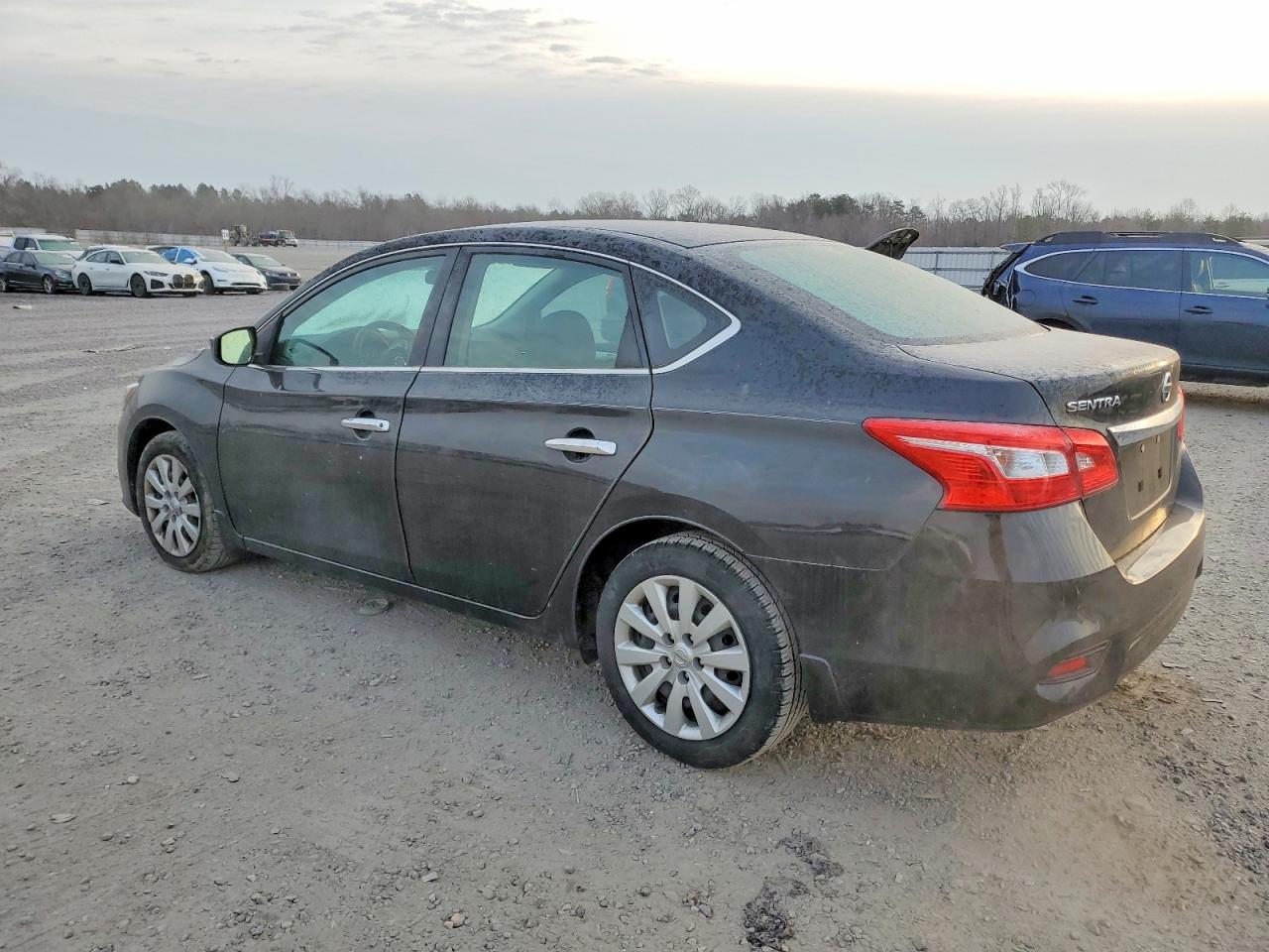 2019 NISSAN SENTRA S photo 2