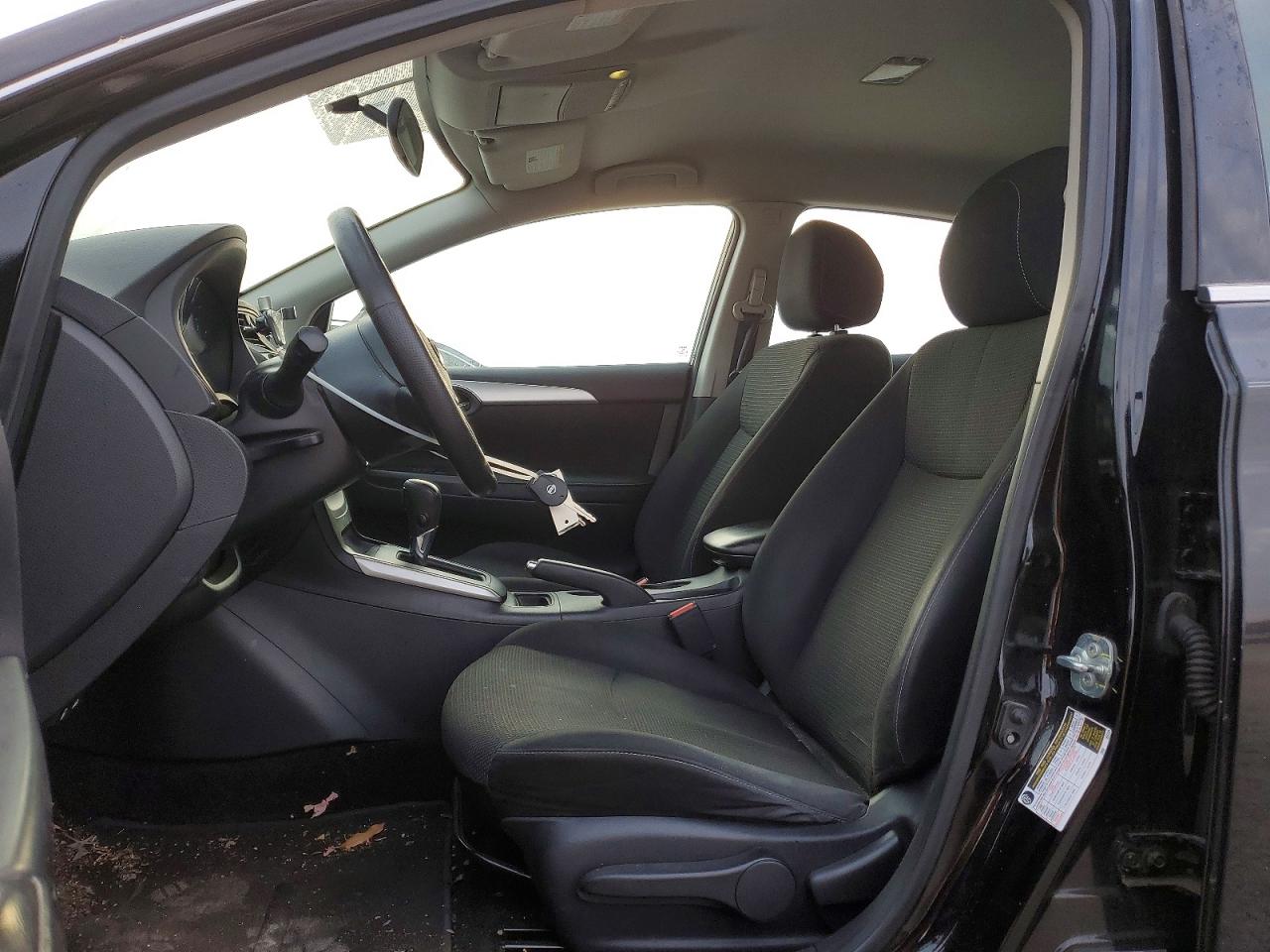 2019 NISSAN SENTRA S photo 7