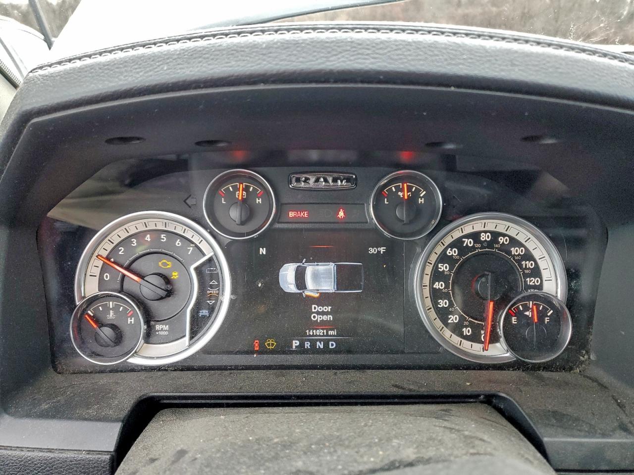 2014 RAM 1500 LARAMIE photo 9