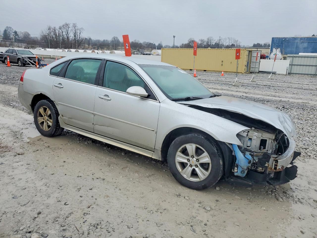 2013 CHEVROLET IMPALA LS photo 4