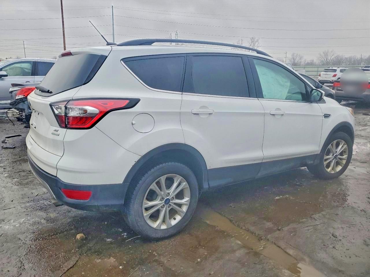 2018 FORD ESCAPE SE photo 3