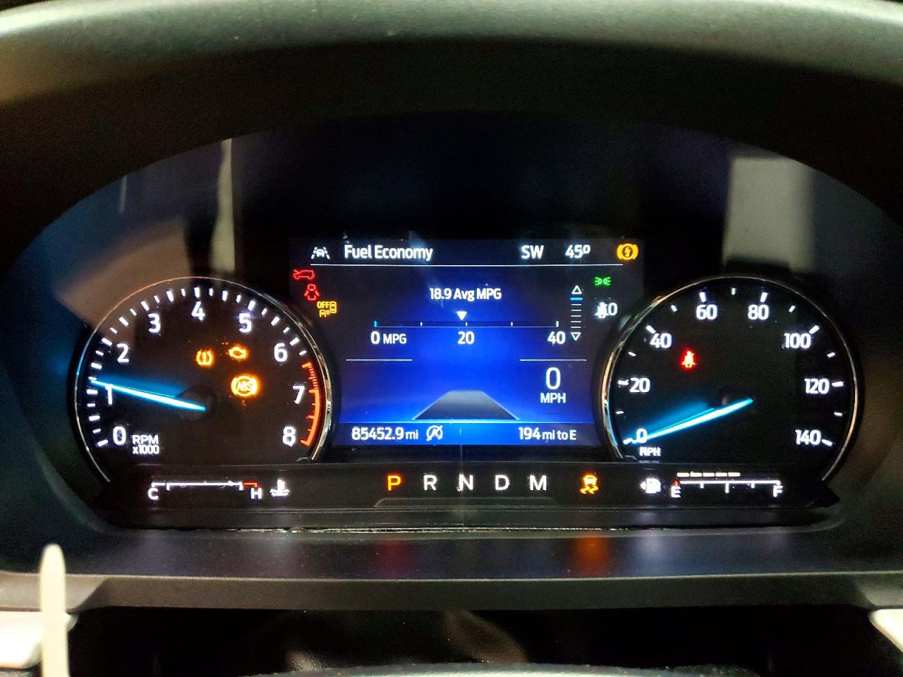 2020 FORD EXPLORER XLT photo 9