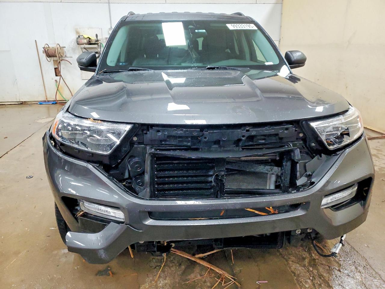 2020 FORD EXPLORER XLT photo 5