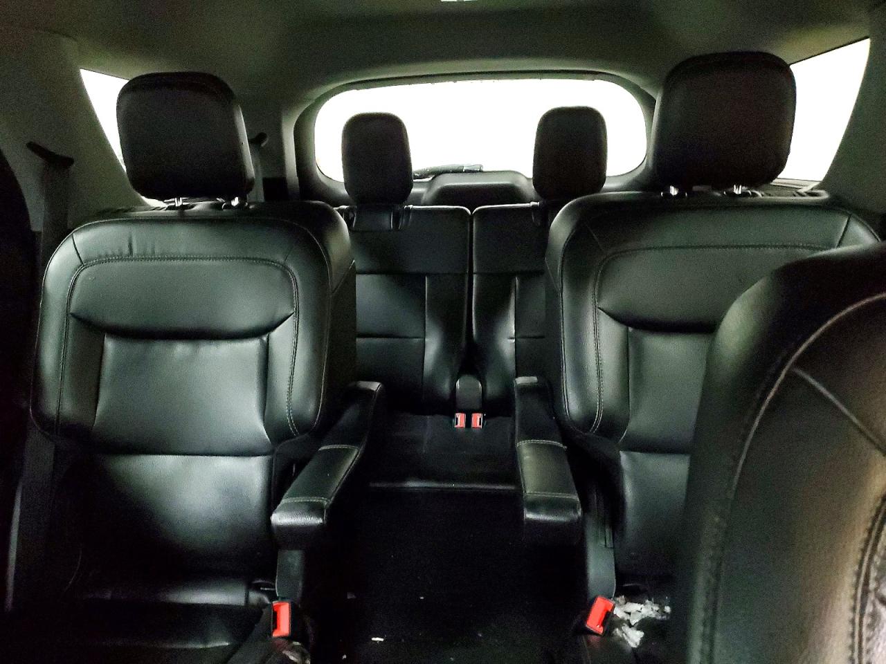 2020 FORD EXPLORER XLT photo 10
