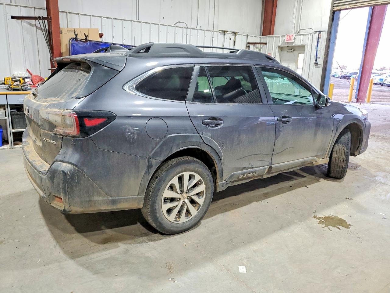 2025 SUBARU OUTBACK PREMIUM photo 3