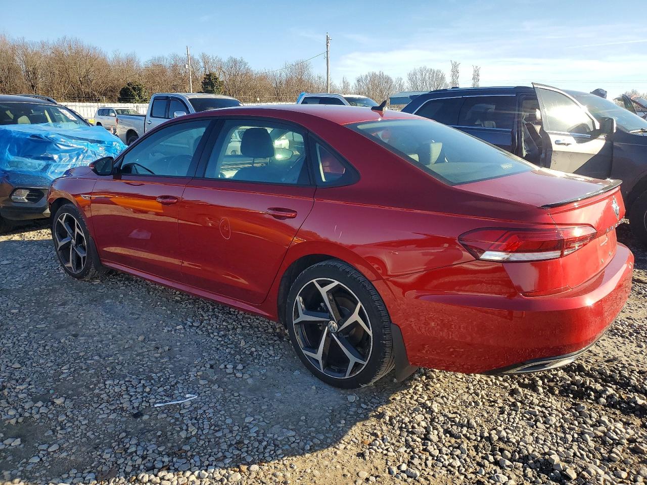 2020 VOLKSWAGEN PASSAT R-LINE photo 3