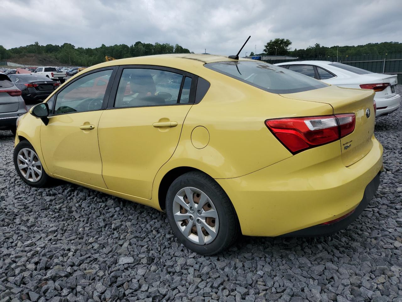2016 KIA RIO LX photo 2