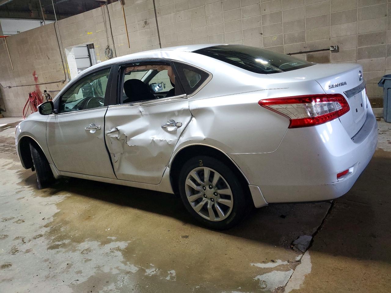 2014 NISSAN SENTRA S photo 2