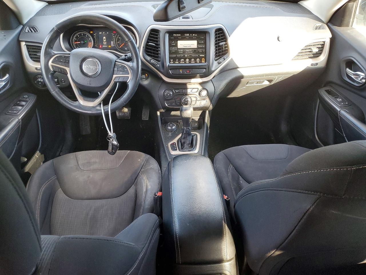 2015 JEEP CHEROKEE LATITUDE photo 8