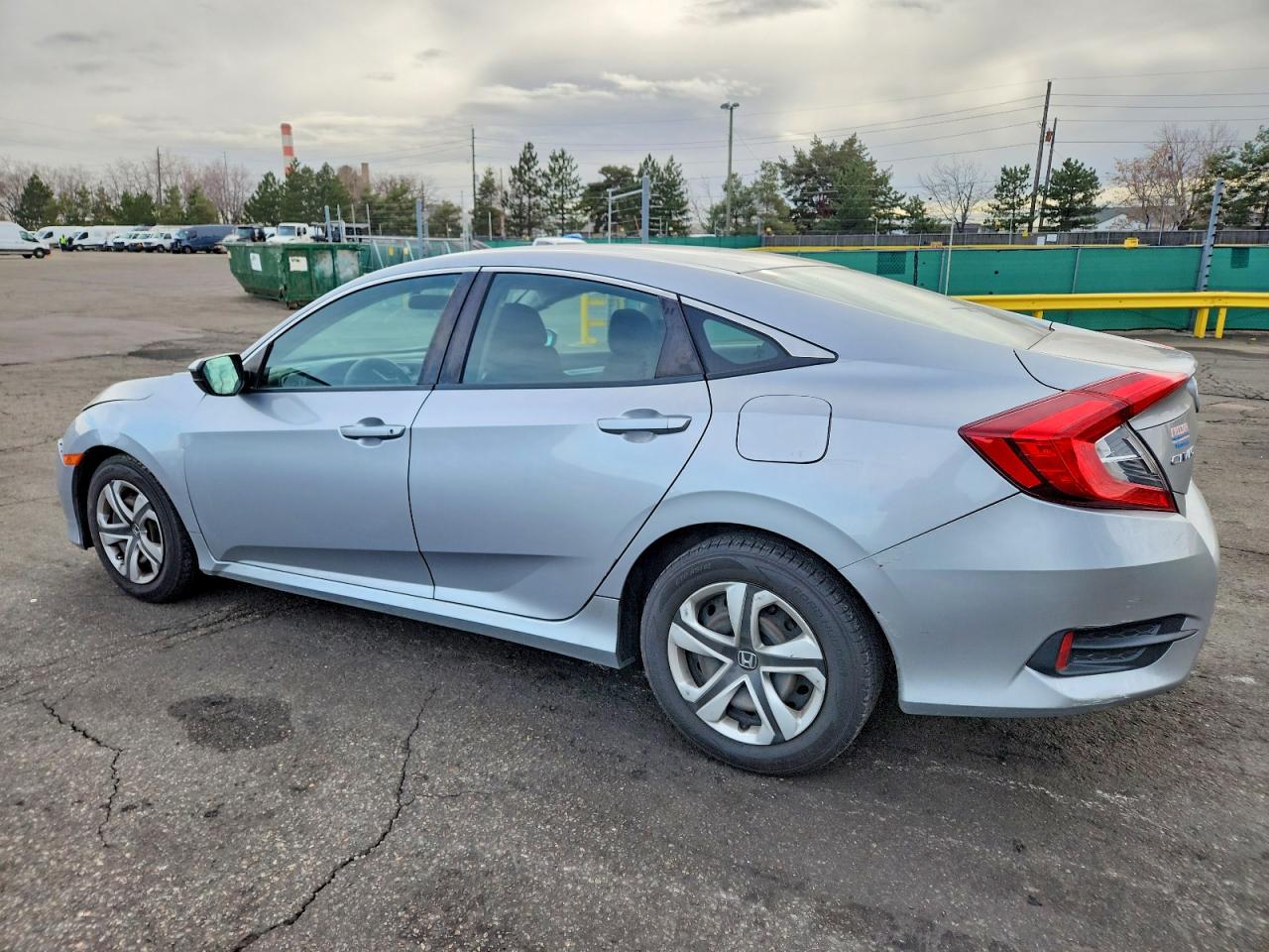2016 HONDA CIVIC LX photo 2