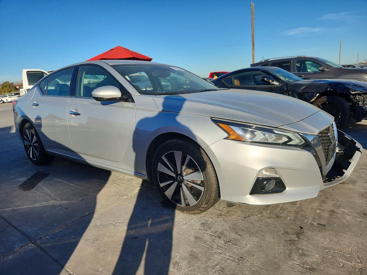 2019 NISSAN ALTIMA SL photo 4