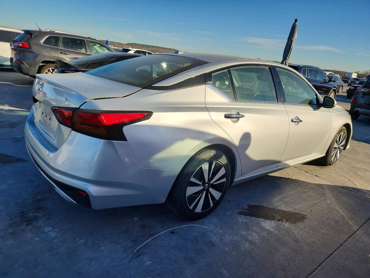 2019 NISSAN ALTIMA SL photo 3