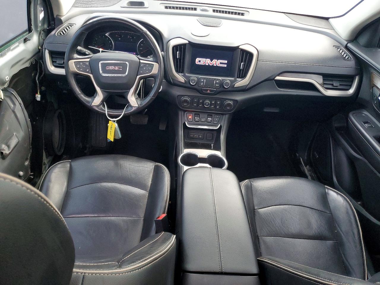2019 GMC TERRAIN DENALI photo 8