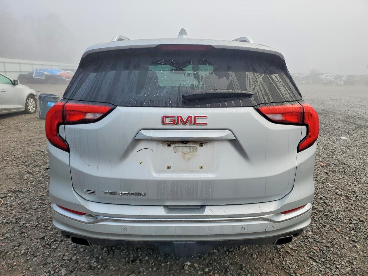 2019 GMC TERRAIN DENALI photo 6