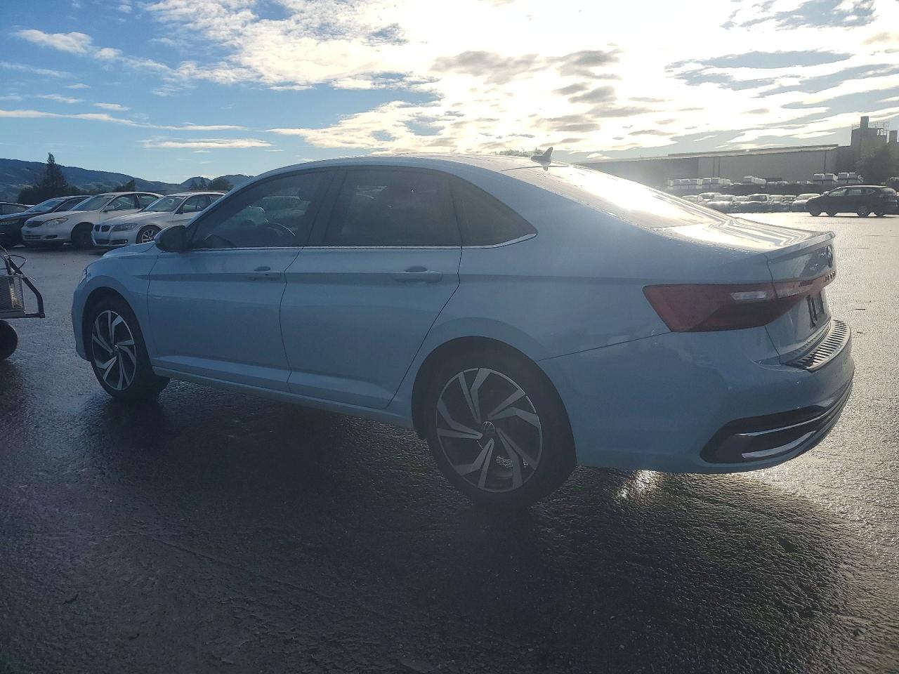 2025 VOLKSWAGEN JETTA SEL photo 2