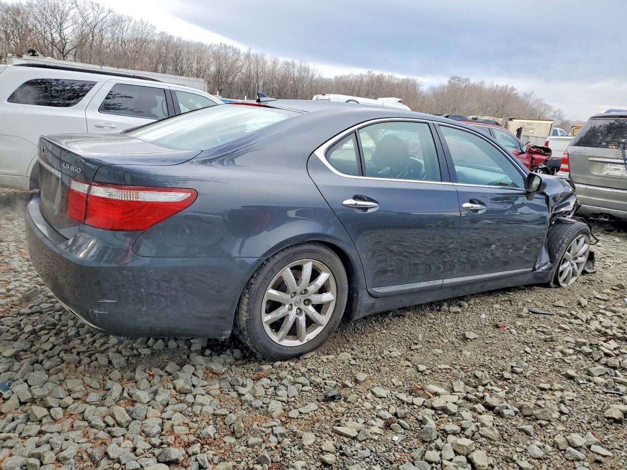 2008 LEXUS LS 460 photo 3