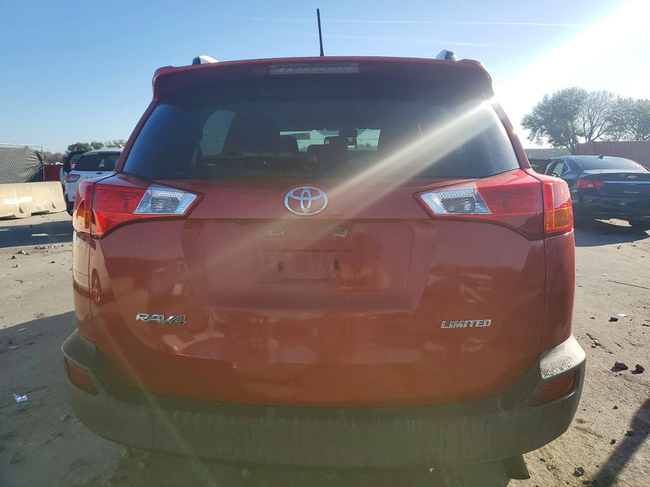 2015 TOYOTA RAV4 LIMITED photo 6