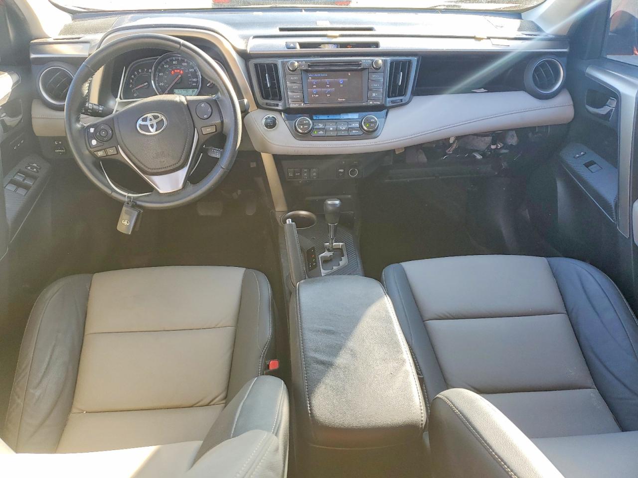 2015 TOYOTA RAV4 LIMITED photo 8
