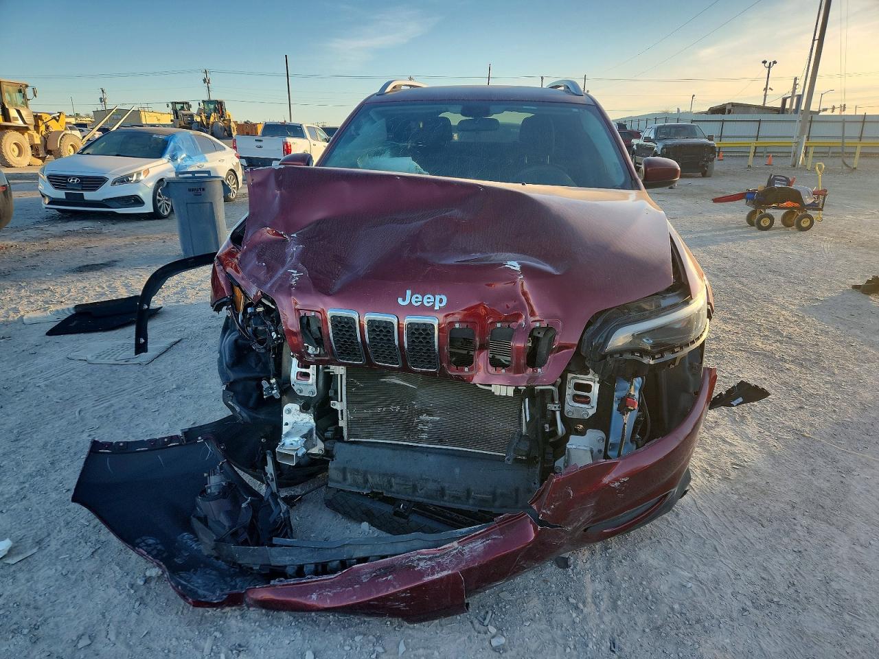 2019 JEEP CHEROKEE LATITUDE photo 5