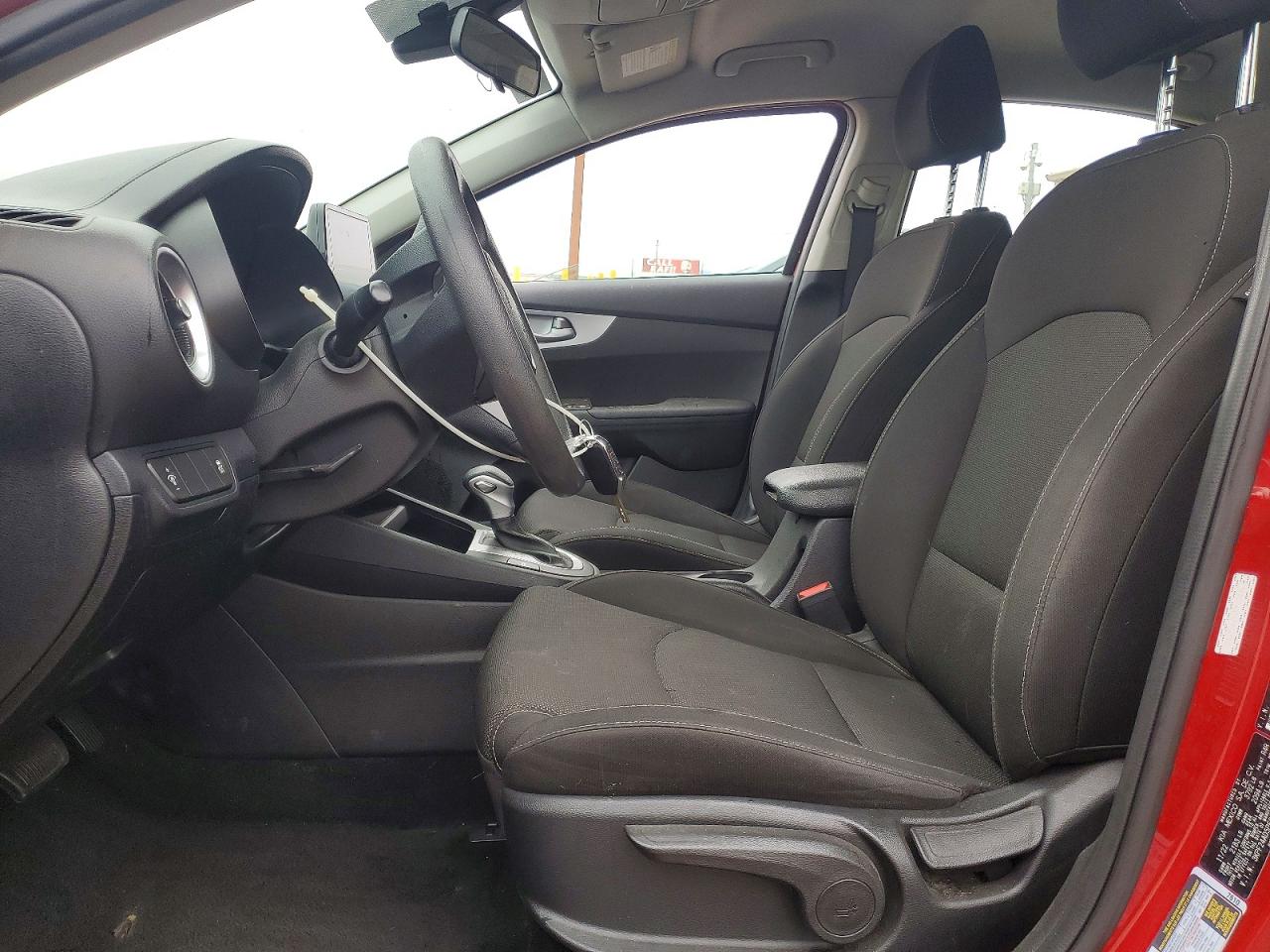 2023 KIA FORTE LX photo 13
