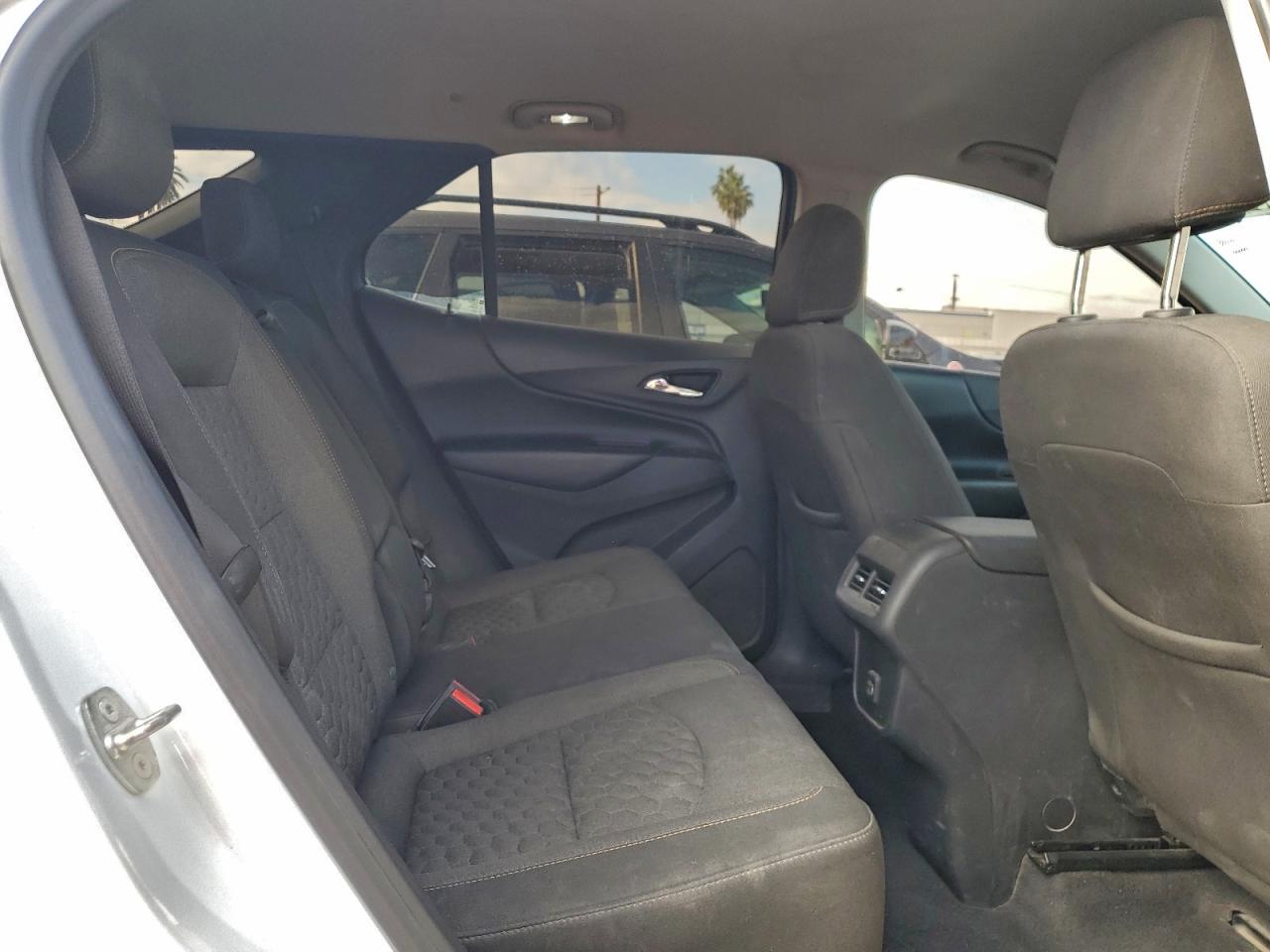 2020 CHEVROLET EQUINOX LT photo 11