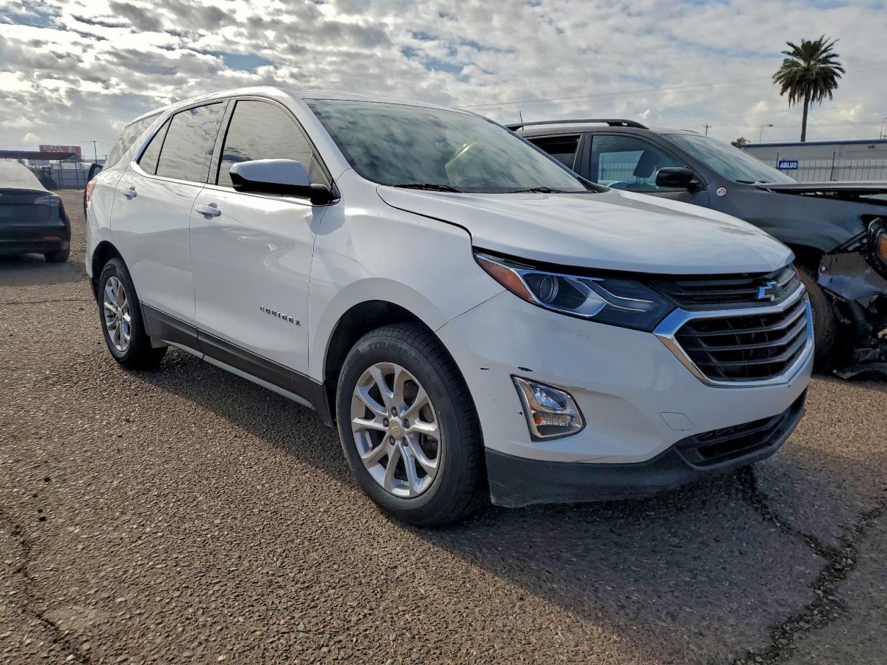 2020 CHEVROLET EQUINOX LT photo 4