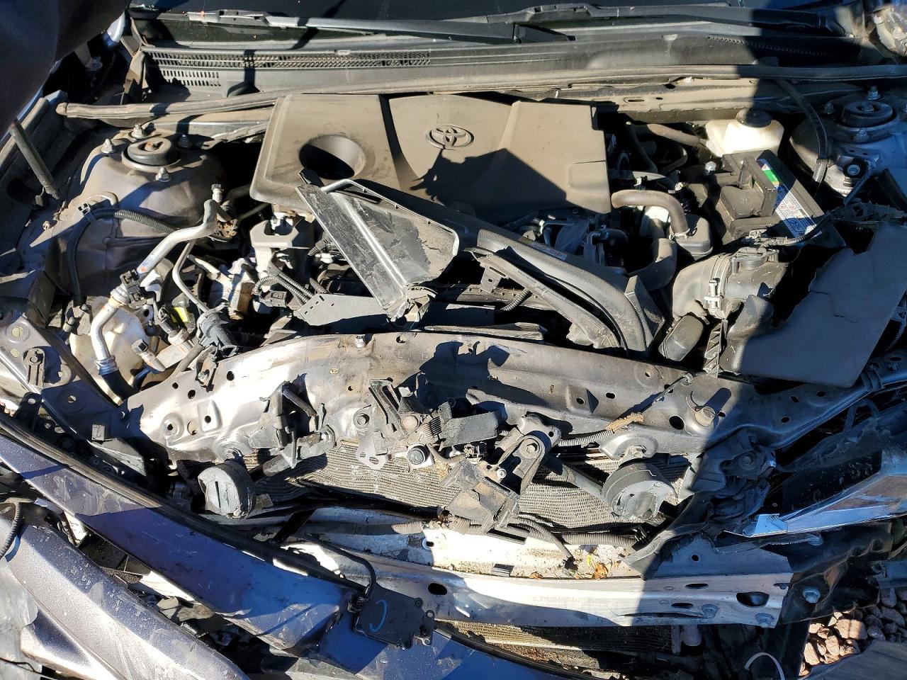 2019 TOYOTA CAMRY L photo 11