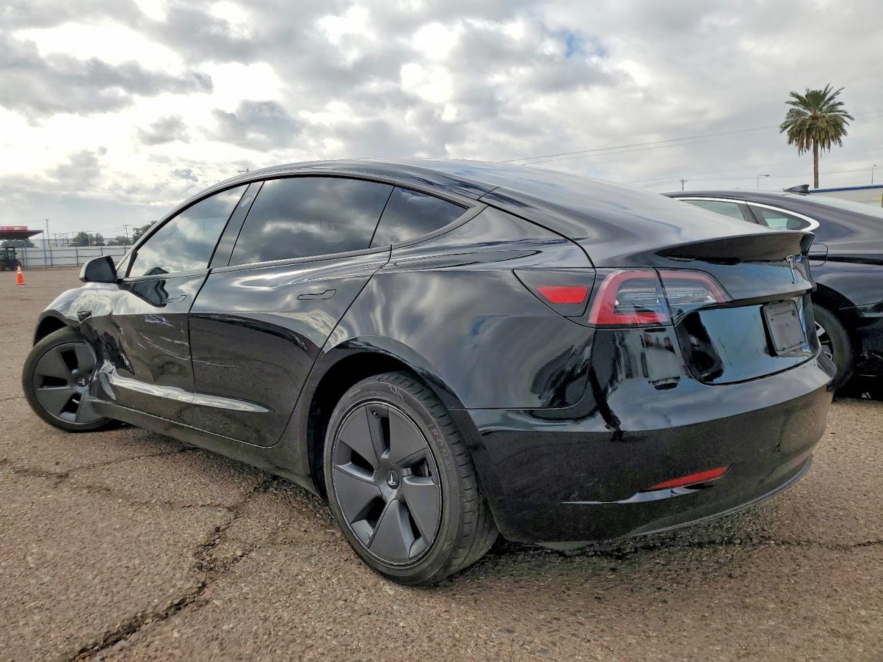 2023 TESLA MODEL 3 photo 2