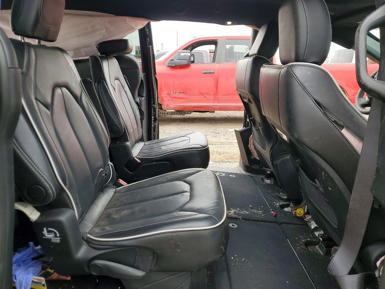 2025 CHRYSLER PACIFICA LIMITED photo 11