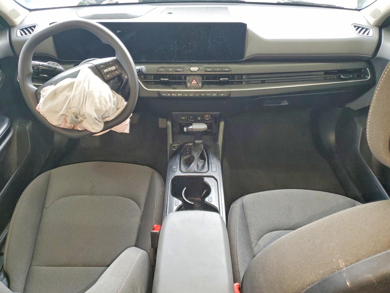 2025 KIA K4 LX photo 8