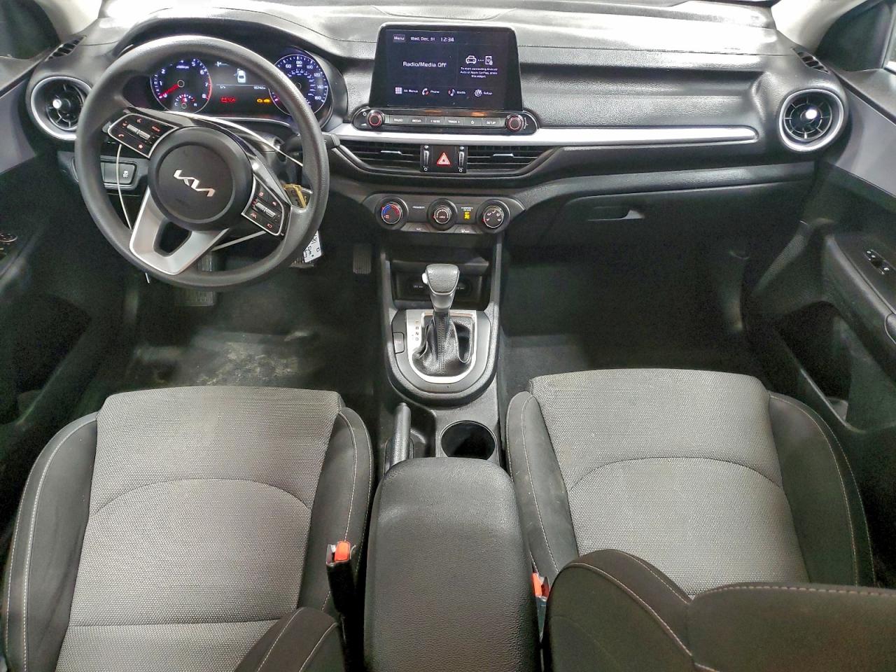 2023 KIA FORTE LX photo 8