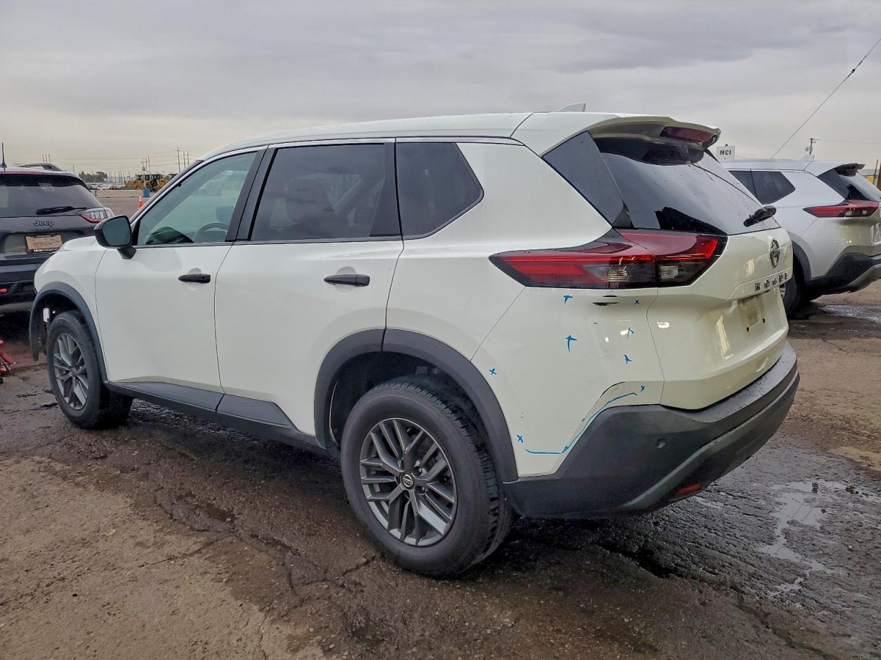 2021 NISSAN ROGUE S photo 2