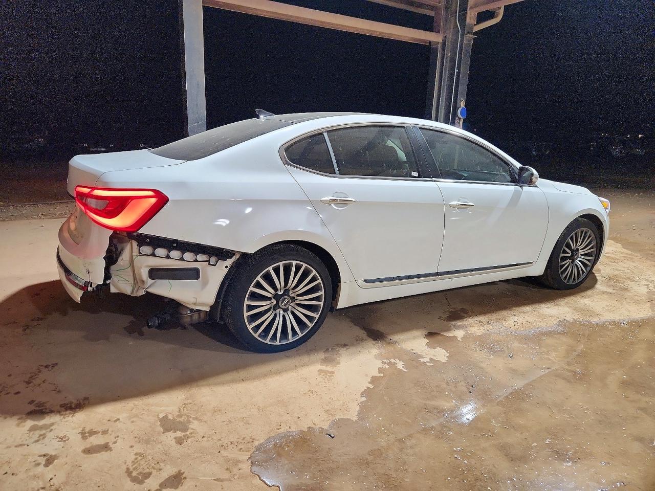 2015 KIA CADENZA PREMIUM photo 3