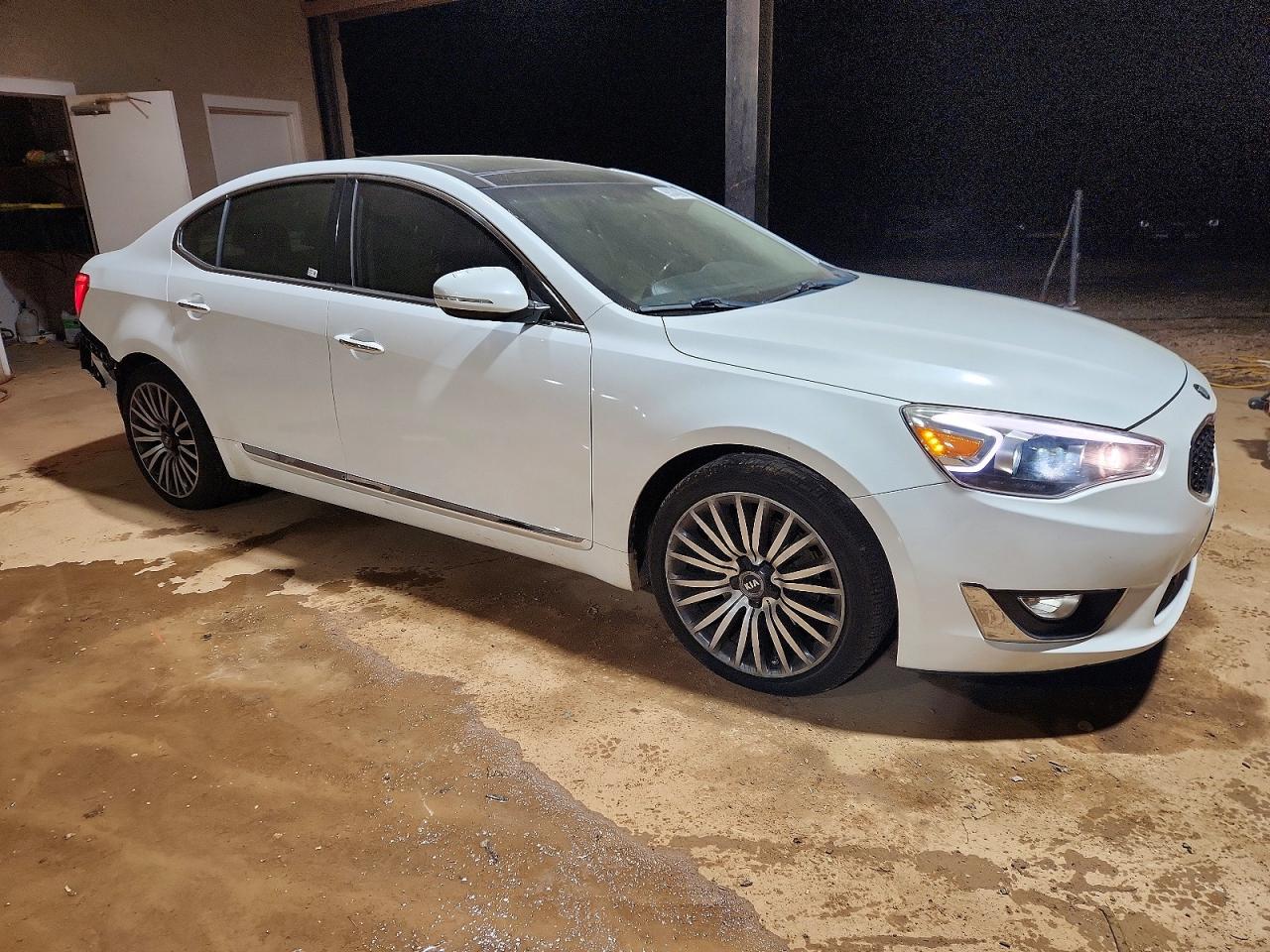 2015 KIA CADENZA PREMIUM photo 4