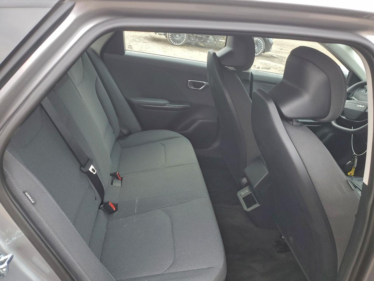 2025 KIA K4 LX photo 10