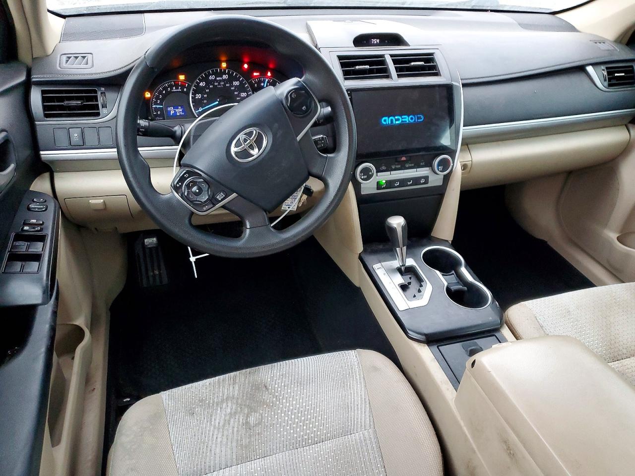 2012 TOYOTA CAMRY LE photo 8